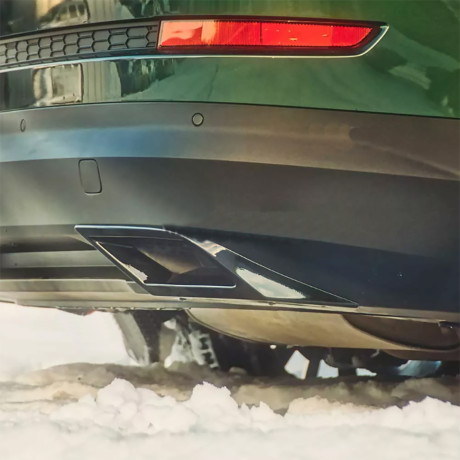 Имитация насадок глушителя SPACE GRAY (серый глянец) для Skoda Kodiaq (2016-н.в.) купить недорого с доставкой в Можайск