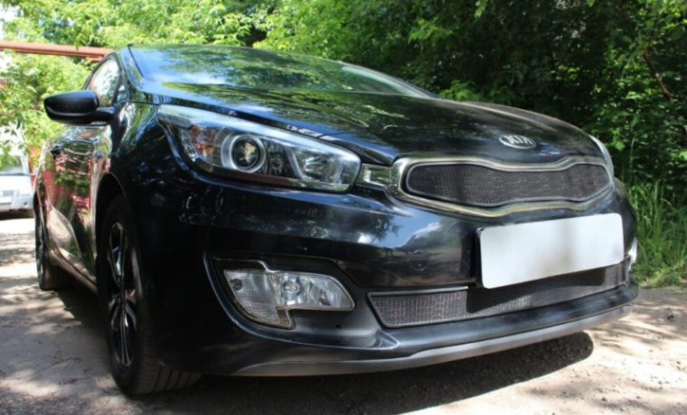 Защита радиатора "Standart" Kia Pro Ceed (2012-2016) верх, чёрная купить недорого с доставкой в Можайск
