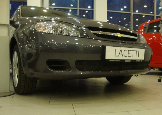 Защита радиатора "Standart" Chevrolet Lacetti (хэтчбек) чёрная купить недорого с доставкой в Можайск