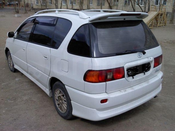 Накладка на задний бампер "Aero Touring" (сток) Toyota Ipsum купить недорого с доставкой в Можайск