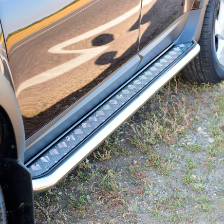 Защита порогов с алюм. площадкой d51мм «Эстонец» (НПС) Renault Duster (2012-2020), Nissan Terrano (2014-) купить недорого с доставкой в Можайск