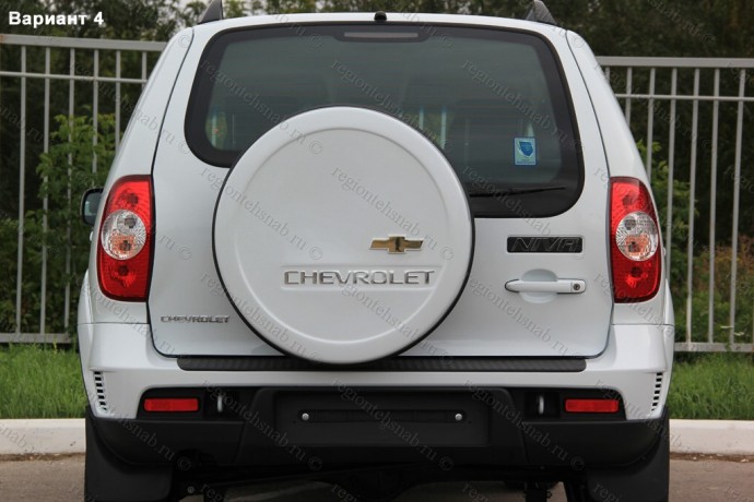 Чехол запасного колеса Chevrolet Niv@ с эмблемой Chevrolet купить недорого с доставкой в Можайск