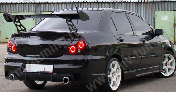 Корпуса под заднюю модульную оптику для Mitsubishi Lancer IX (2003-2009) купить недорого с доставкой в Можайск