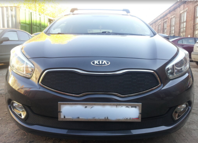 Защита радиатора "Standart" Kia Ceed (2012-2015) верх, чёрная купить недорого с доставкой в Можайск