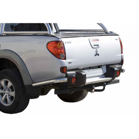 Защита заднего бампера «Уголки» (d63,5) для Mitsubishi L200 (2006-2014)(Нерж. Сталь) купить недорого с доставкой в Можайск